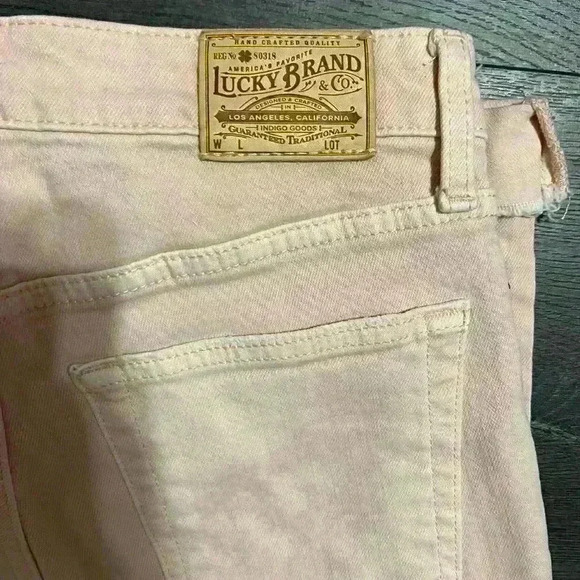 Lucky Brand Light Pink Jeans - Picture 3 of 4